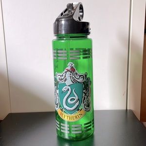 Harry Potter Slytherin water bottle